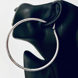 NWT Huge 3.55”D Large Oversized Silver Shinny Polished Round Thick Hoops earring